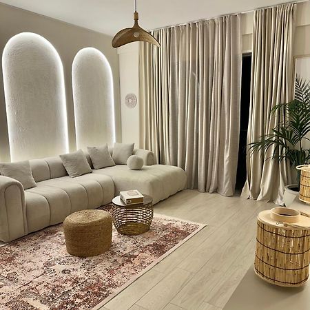 Lungomare Luxury Sea View Apartaments Vlore Luaran gambar