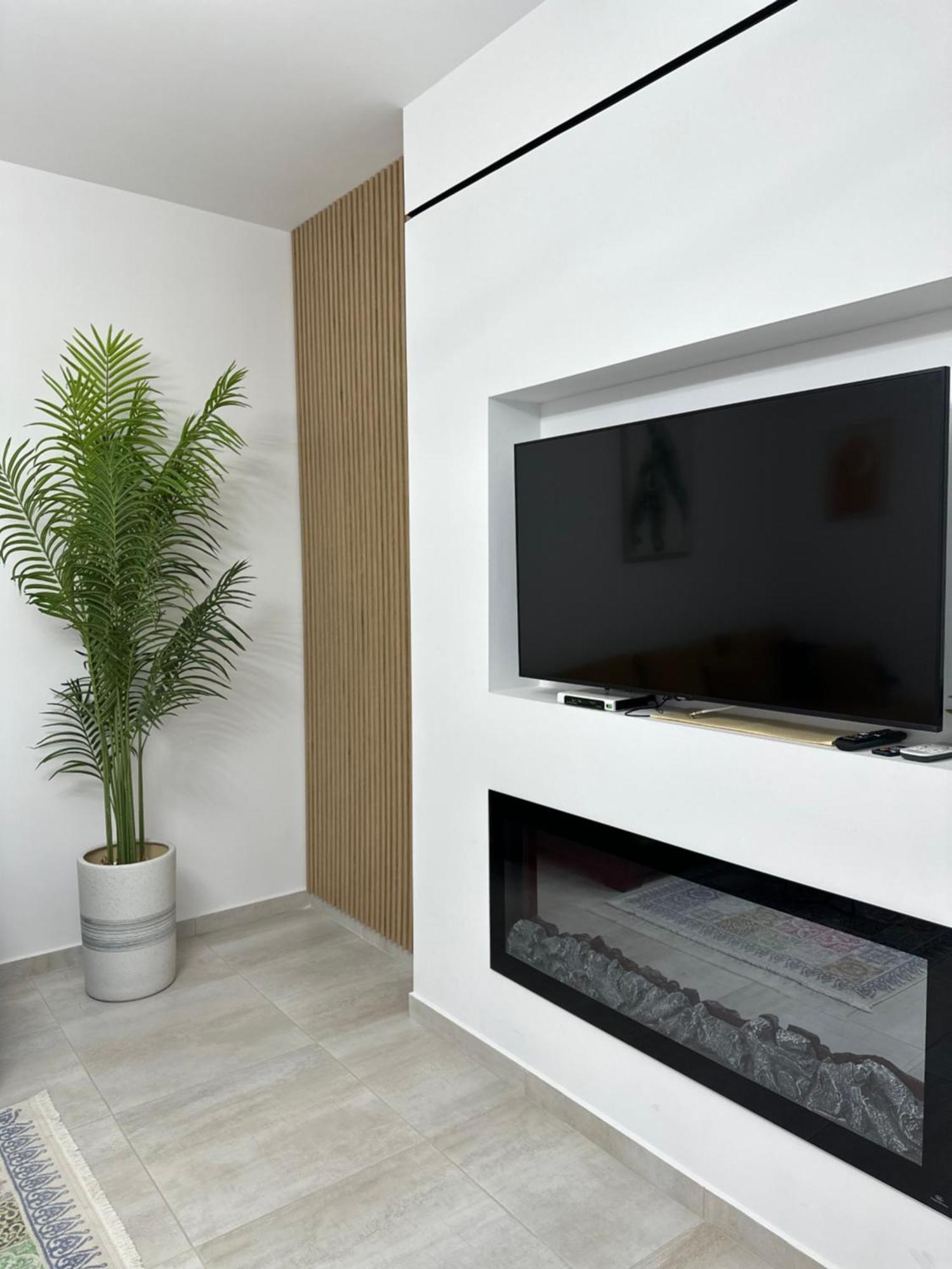 Lungomare Luxury Sea View Apartaments Vlore Luaran gambar