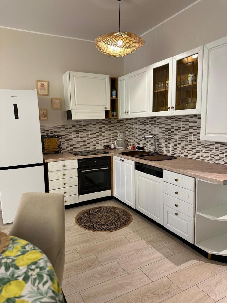 Lungomare Luxury Sea View Apartaments Vlore Bilik gambar