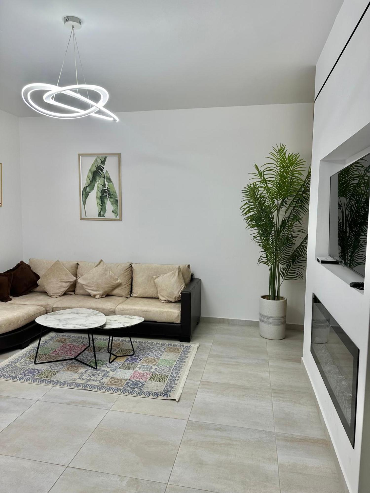 Lungomare Luxury Sea View Apartaments Vlore Luaran gambar